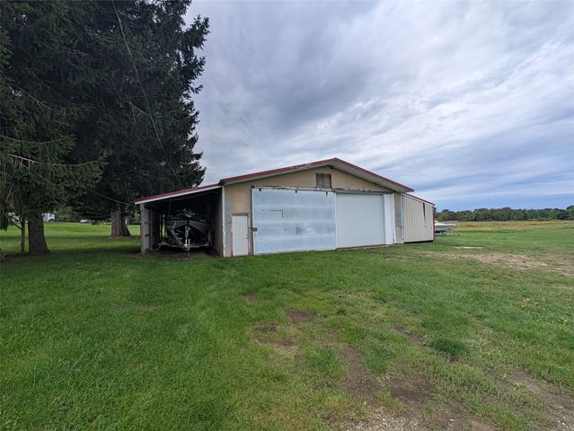 8010 W LAKE Road, Fairview, PA 16415