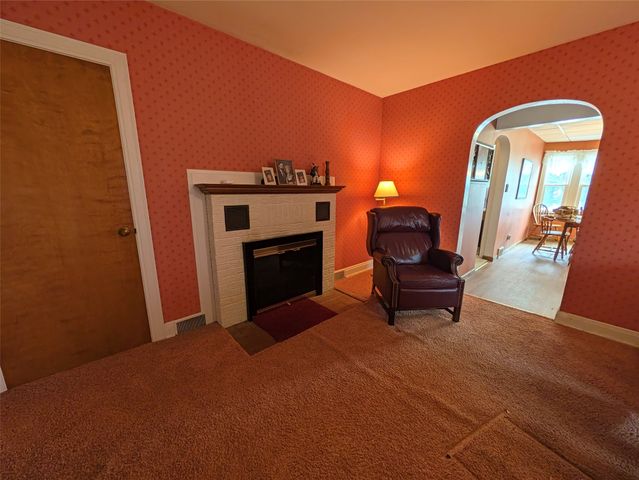8010 W LAKE Road, Fairview, PA 16415