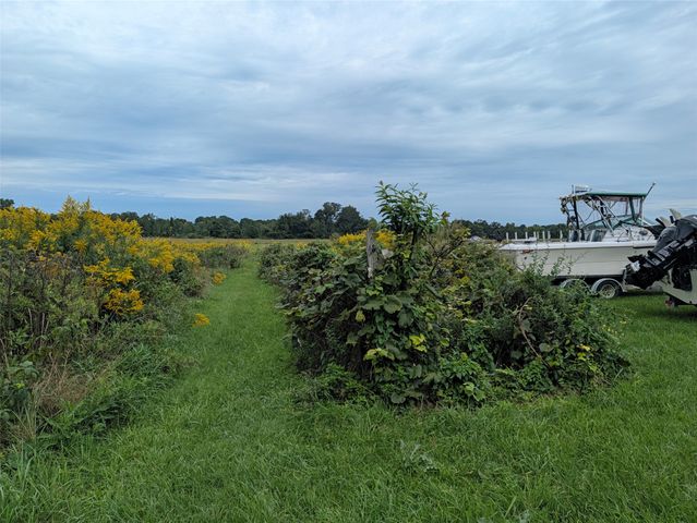 8010 W LAKE Road, Fairview, PA 16415