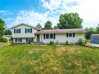 6764 Silver Leaf Avenue NW, Canal Fulton, OH 44614