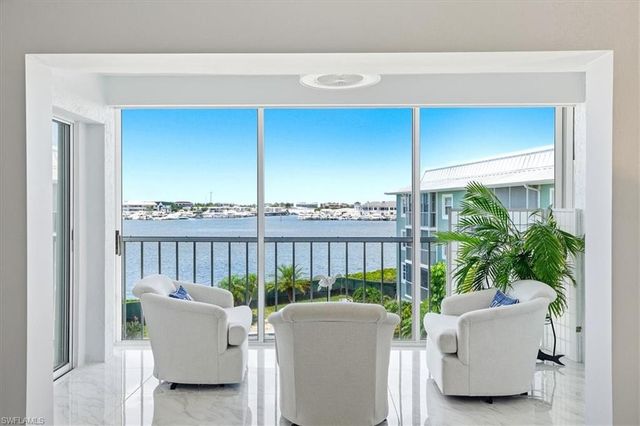 1280 Blue Point AVE C30, Naples, FL 34102