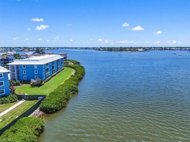 1280 Blue Point AVE C30, Naples, FL 34102