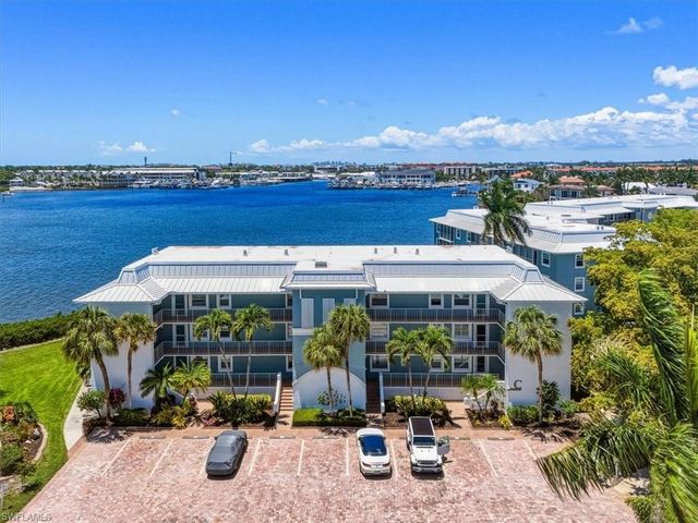 1280 Blue Point AVE C30, Naples, FL 34102
