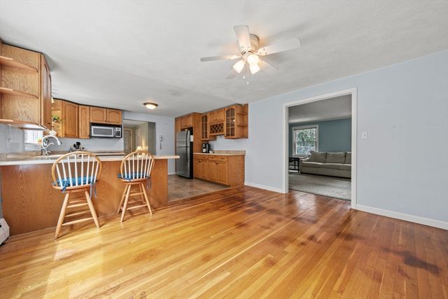30 Alan Rd, Hamilton, MA 01936