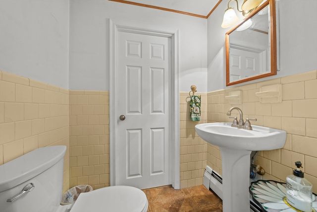 30 Alan Rd, Hamilton, MA 01936