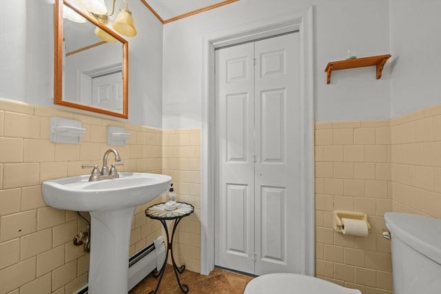 30 Alan Rd, Hamilton, MA 01936