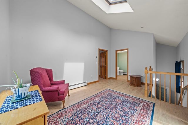 30 Alan Rd, Hamilton, MA 01936