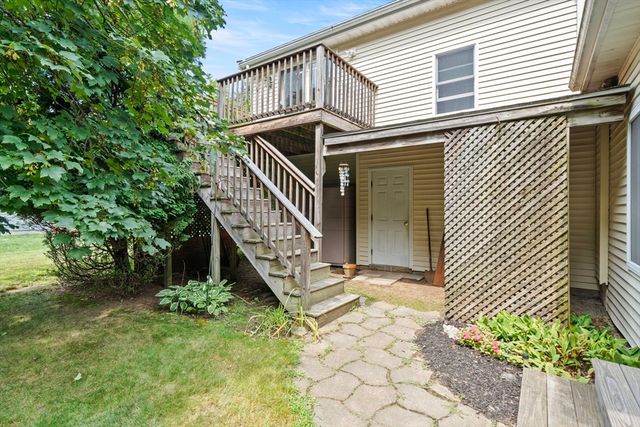 30 Alan Rd, Hamilton, MA 01936