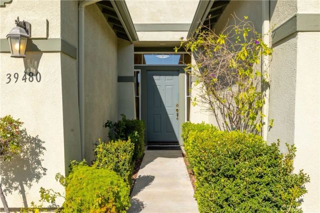 39480 Almaden Circle, Murrieta, CA 92563
