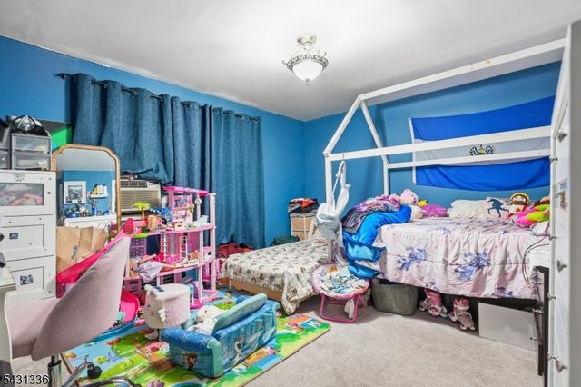 75 Geneva St, Elizabeth City, NJ 07206