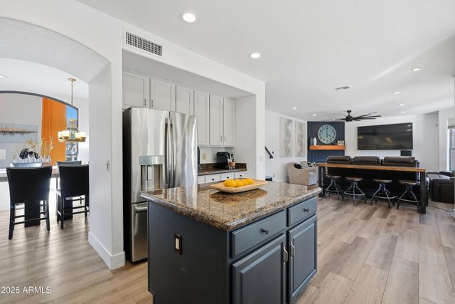 3263 E INVERNESS Avenue, Mesa, AZ 85204