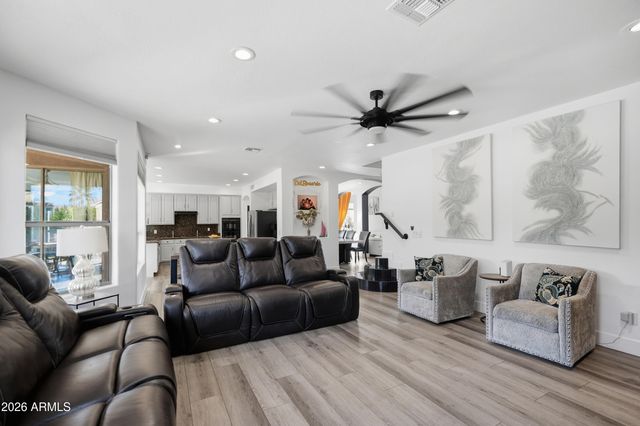 3263 E INVERNESS Avenue, Mesa, AZ 85204