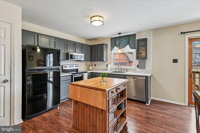 1737 RIDGELY RD, Edgewater, MD 21037