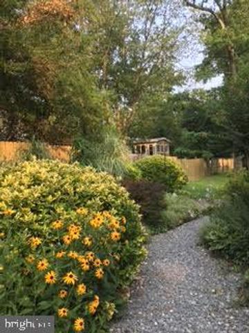 1737 RIDGELY RD, Edgewater, MD 21037