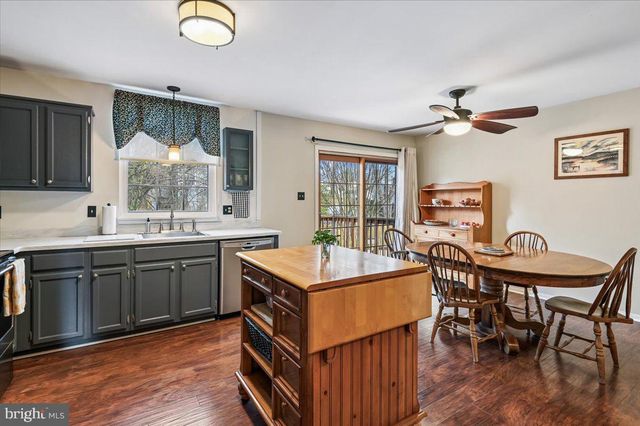 1737 RIDGELY RD, Edgewater, MD 21037