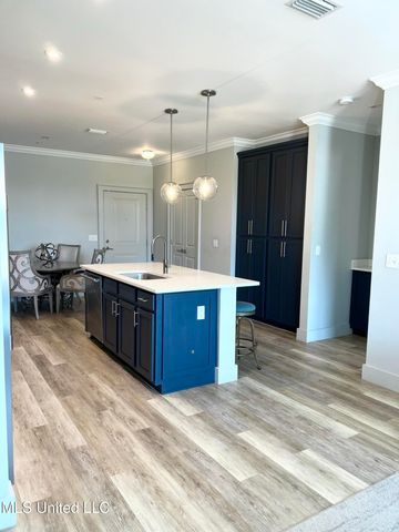 2501 Bienville Boulevard, 434, Ocean Springs, MS 39564