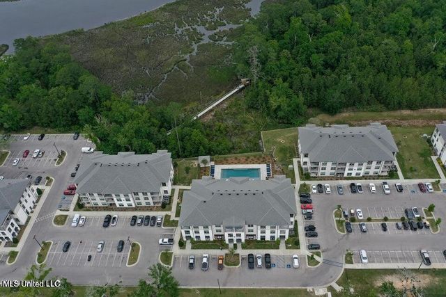 2501 Bienville Boulevard, 434, Ocean Springs, MS 39564