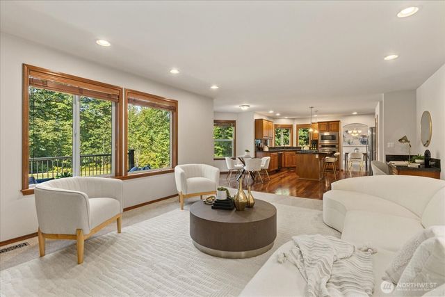 21715 99th Street SE, Snohomish, WA 98290