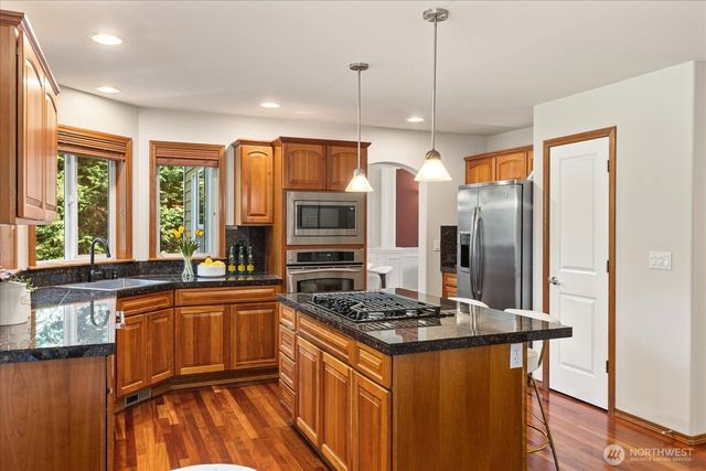 21715 99th Street SE, Snohomish, WA 98290