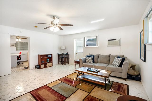 319 MENDEZ DRIVE, Sarasota, FL 34243