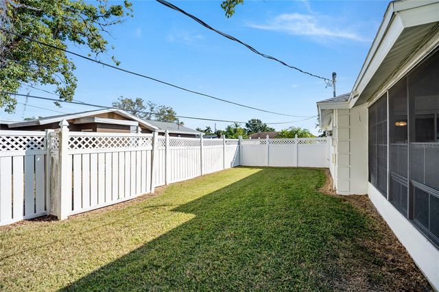 319 MENDEZ DRIVE, Sarasota, FL 34243