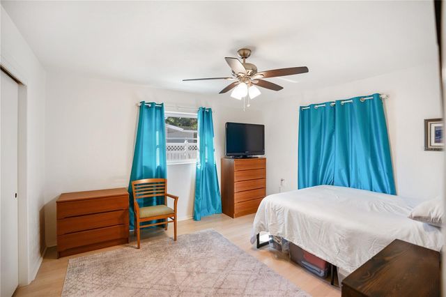 319 MENDEZ DRIVE, Sarasota, FL 34243