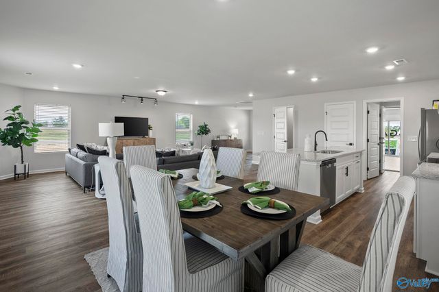 28050 Caperton Drive, Harvest, AL 35749