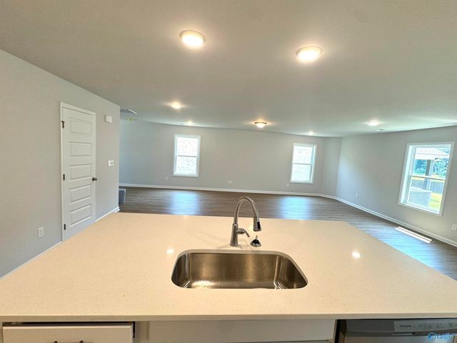 28050 Caperton Drive, Harvest, AL 35749
