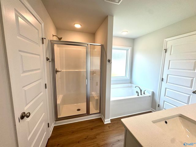 28050 Caperton Drive, Harvest, AL 35749