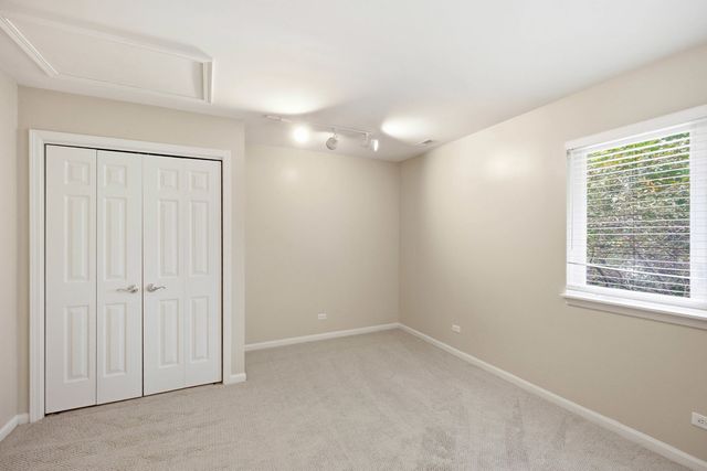 2645 Chelsey Street, Buffalo Grove, IL 60089