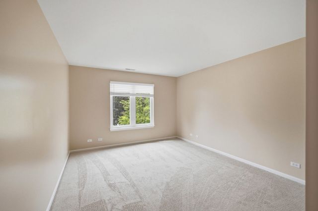 2645 Chelsey Street, Buffalo Grove, IL 60089