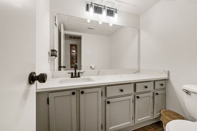 1912 Shadowood Trail, Colleyville, TX 76034