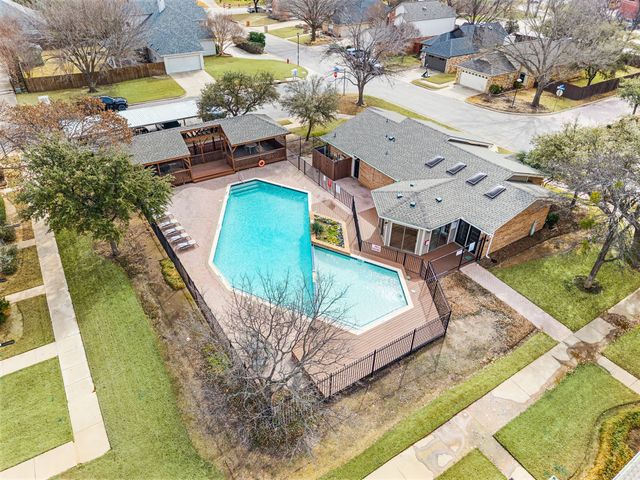 1912 Shadowood Trail, Colleyville, TX 76034