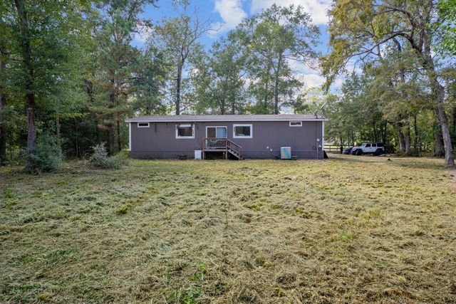 92 County Road 6473, Dayton, TX 77535