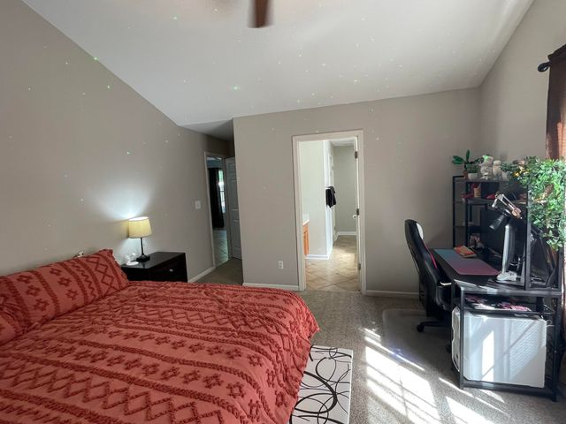 118 Back Stretch Drive, Georgetown, KY 40324