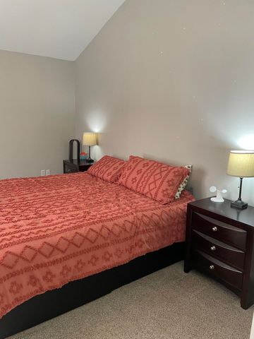 118 Back Stretch Drive, Georgetown, KY 40324