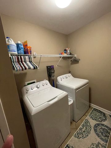 118 Back Stretch Drive, Georgetown, KY 40324