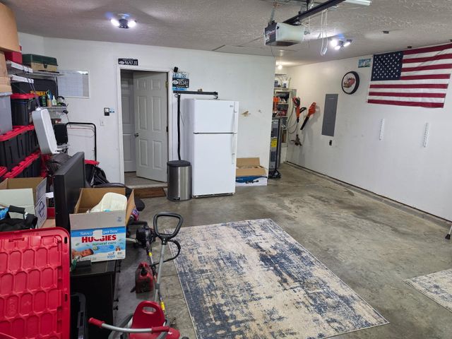 118 Back Stretch Drive, Georgetown, KY 40324