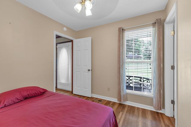 123 Lower Roans Creek Rd, Linden, TN 37096