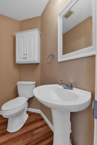 123 Lower Roans Creek Rd, Linden, TN 37096