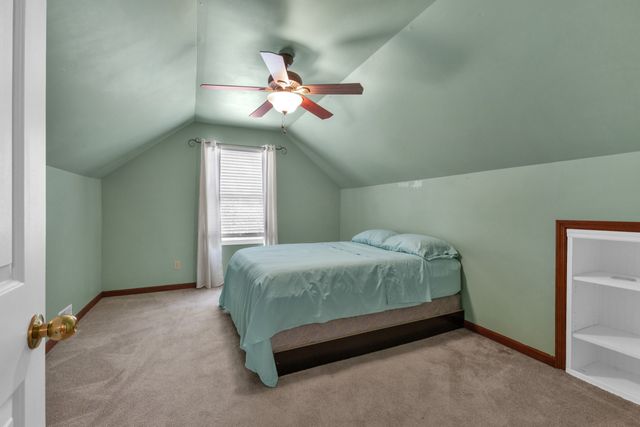 123 Lower Roans Creek Rd, Linden, TN 37096