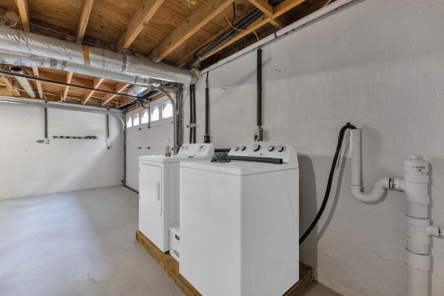 123 Lower Roans Creek Rd, Linden, TN 37096