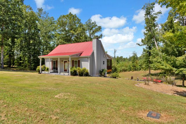 123 Lower Roans Creek Rd, Linden, TN 37096
