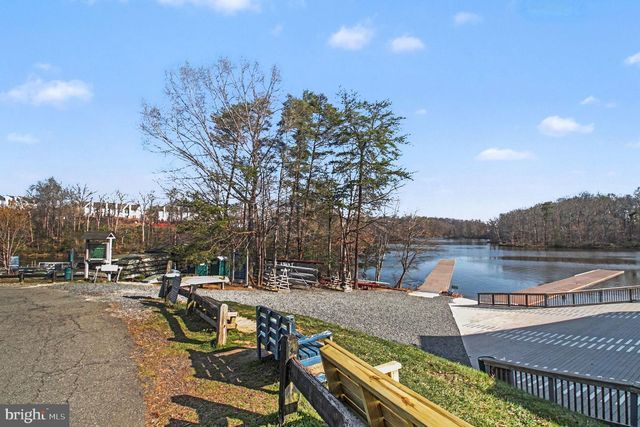 12101 SALEMTOWN DR, Woodbridge, VA 22192