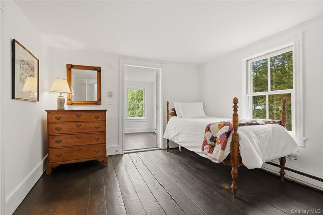 2 Mekeel Street, Katonah, NY 10536