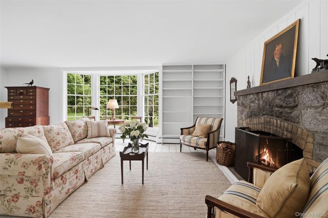 2 Mekeel Street, Katonah, NY 10536