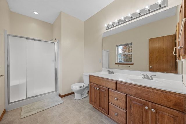 2235 Robert Drive, Marion, IA 52302