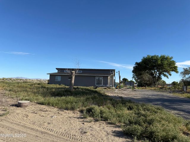 6722 Power Line Rd, Fallon, NV 89406