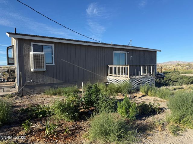 6722 Power Line Rd, Fallon, NV 89406