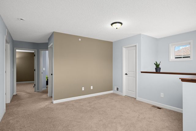3437 Chestnut Lane, Eagan, MN 55123
